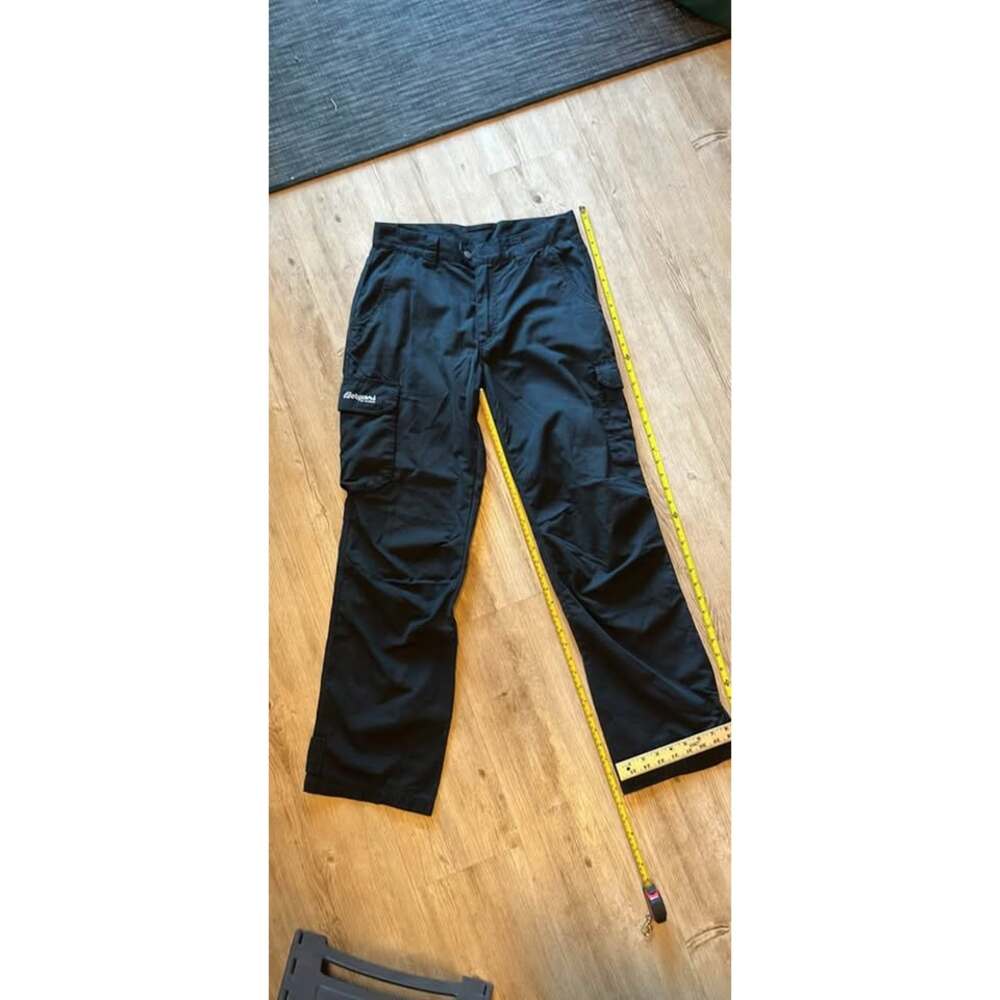 Bergans of Norway Cargo Pants M/38 women's cargo pants black